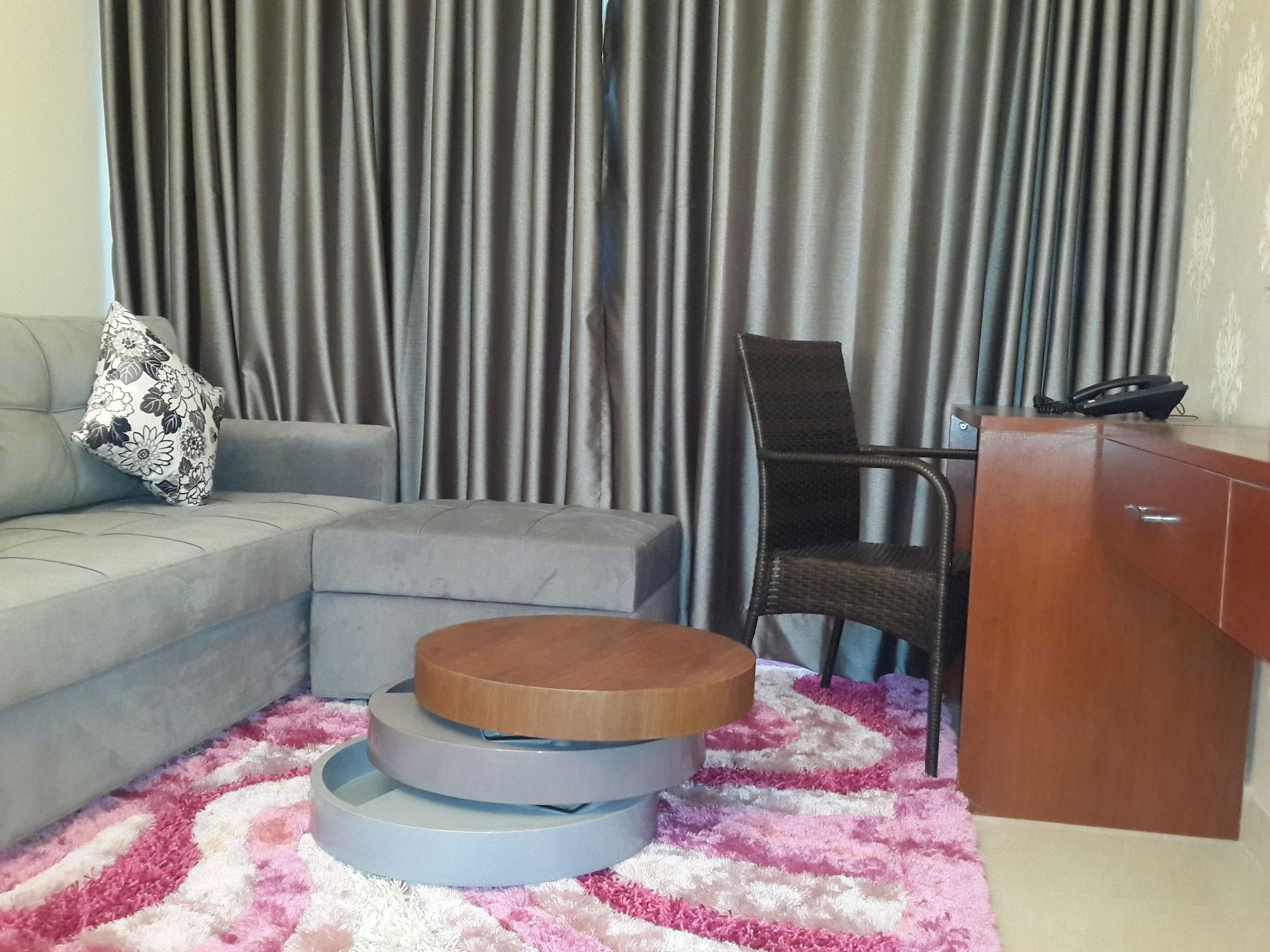 Coventina Lake Suites Dhaka Bagian luar foto