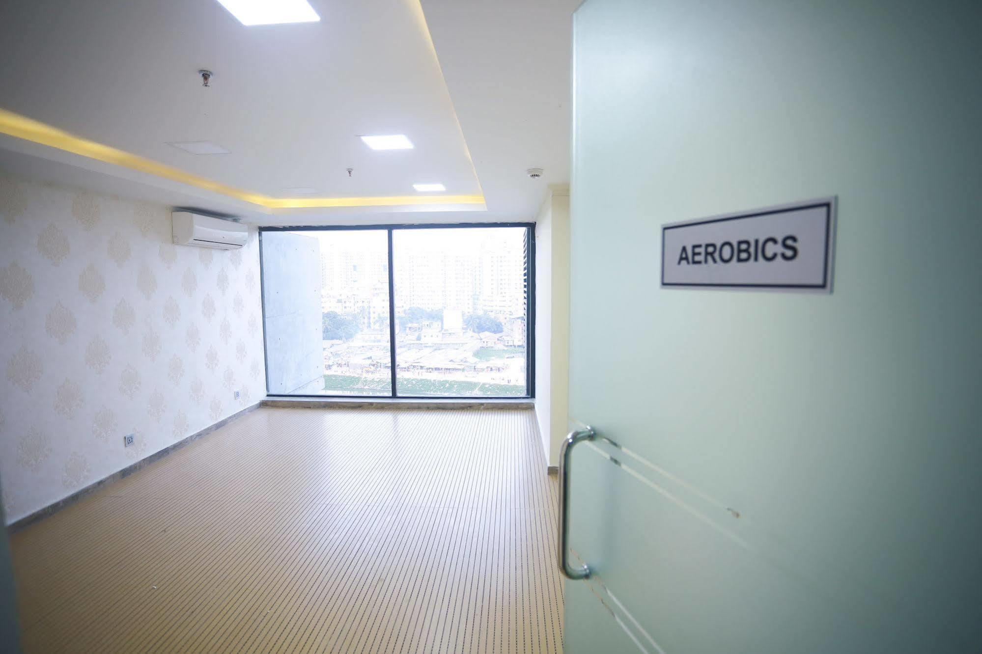 Coventina Lake Suites Dhaka Bagian luar foto